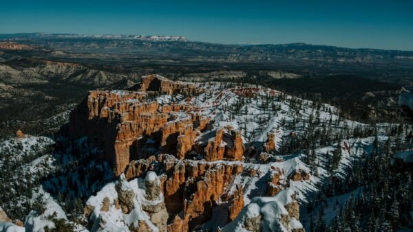 Snow Mountains - A stunning winter view of the snow-covered Bryce #34919192